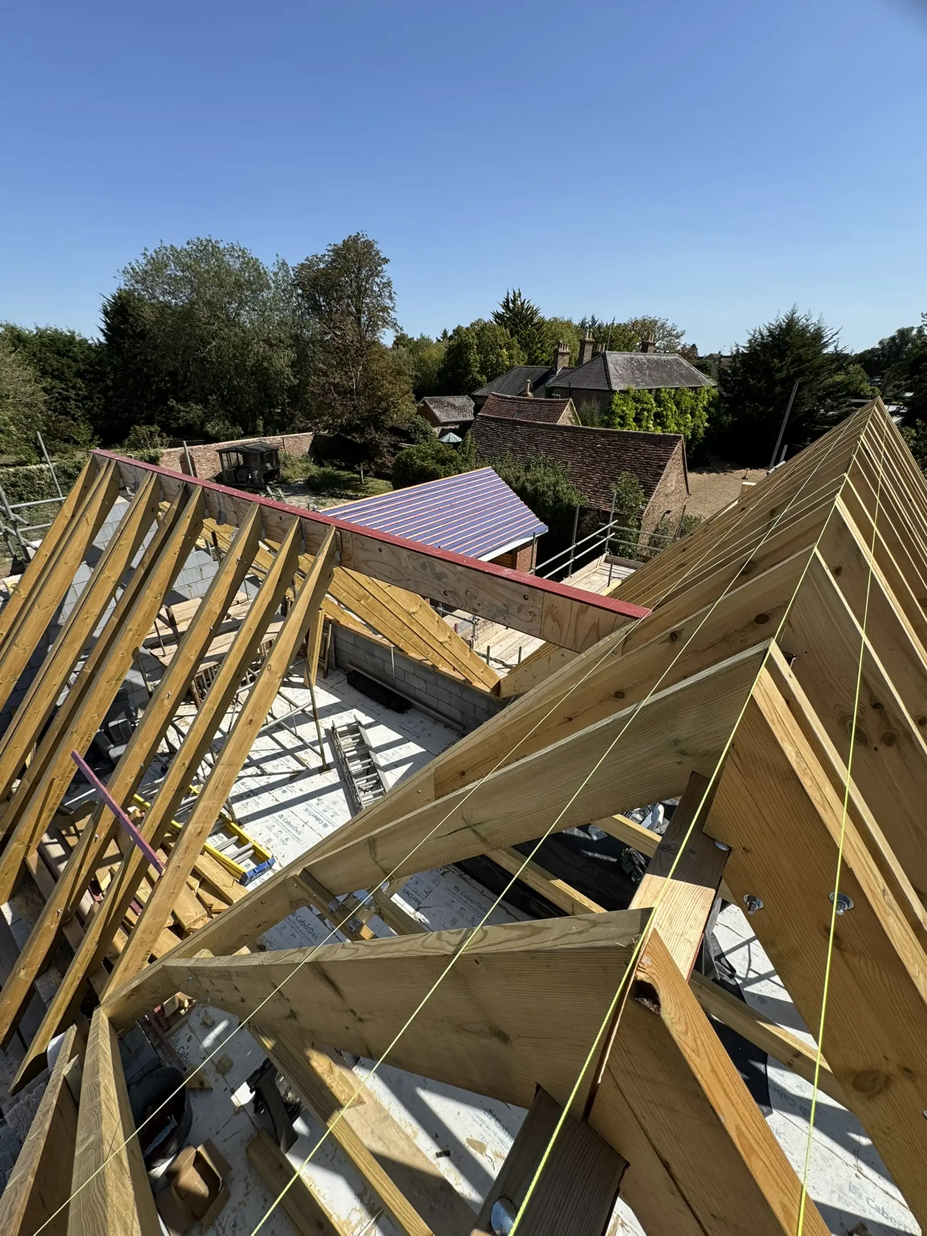 New build timber roof construction by Ablewood